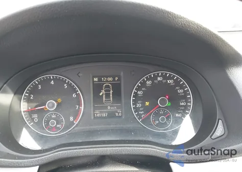 2012 Volkswagen Passat 2.5L Se z USA, uszkodzony, nr VIN 1VWBP7A38CC031602